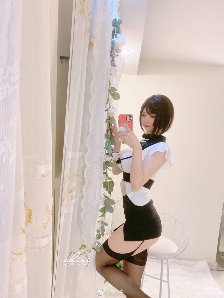 韩版OL女郎制服 cosplay 女秘书超短裙 上身效果不错
