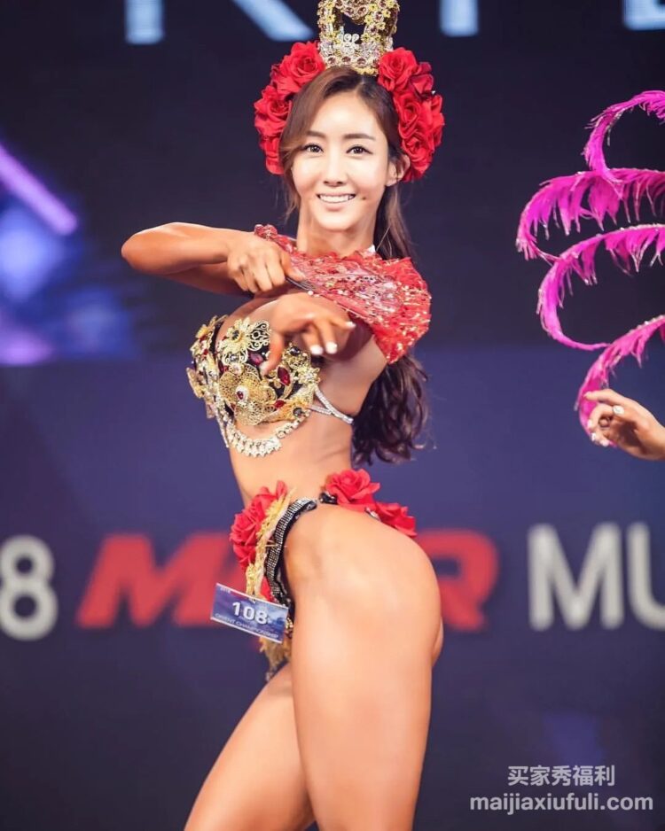 【美图】第25期：职业健身比基尼运动员、健身模特 Kim Tae Riny（金泰琳）