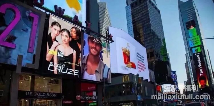 真正的中国美女登上纽约时代广场，网友：审美总算正常了！