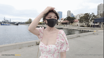 玩偶姐姐（HongKongDoll）爆火之后，口罩女神成为了新的流量密码