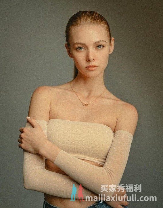 【美图】第247期：长腿吸睛绝美容颜的乌克兰美女 Sveta Maltseva 福利美图欣赏