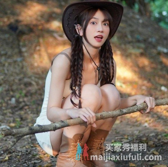 【美图】第353期：蜂腰肥臀火辣迷人的越南美女 Le Xuan Anh 福利美图欣赏